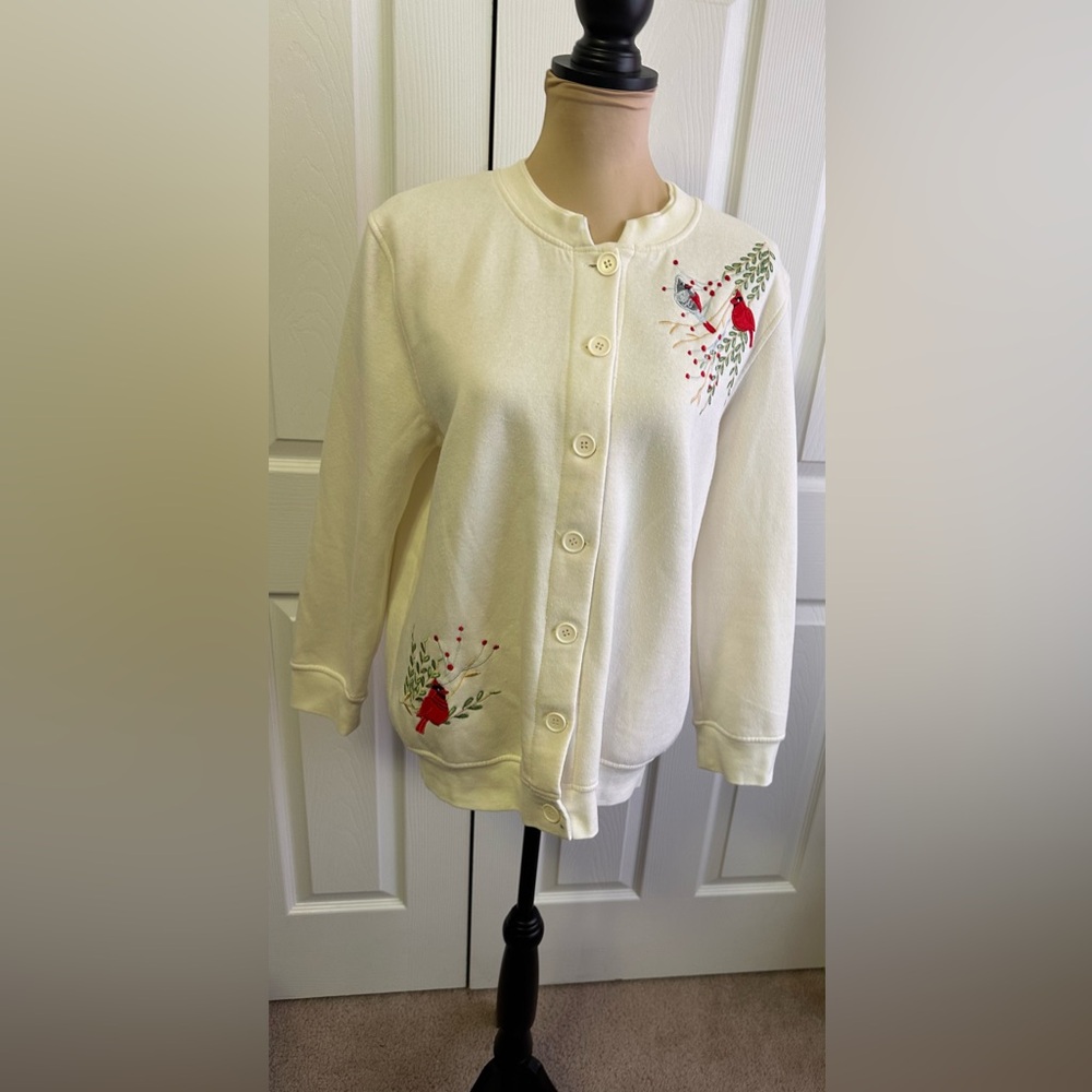 Chic Cream Cardigan with Red and Green Embroidery